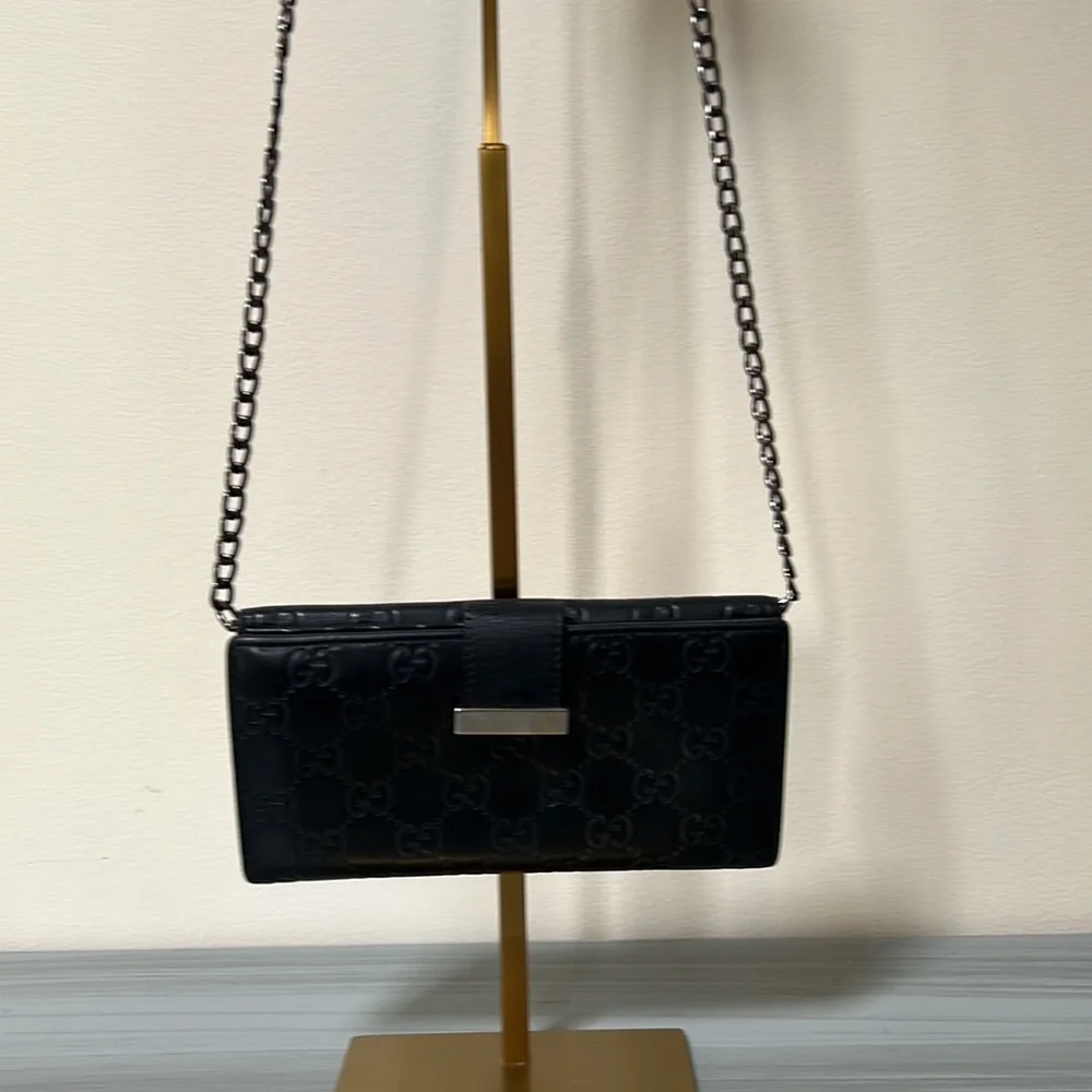 Gucci Guccissima Black Leather Wallet - Picture 10 of 10